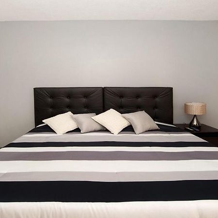 Econosuites Монтерей Екстериор снимка
