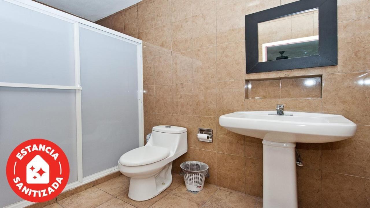 Econosuites Монтерей Екстериор снимка